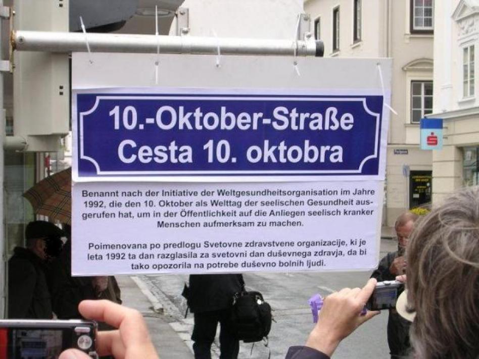 Slika: Vir slike: http://media.de.indymedia.org/images/2010/05/282279.jpg [07.03.2021, zadnji dostop]