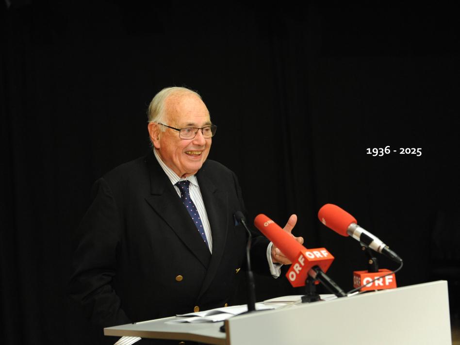 Slika: Inzko: »Narodna skupnost je izgubila prijatelja«
