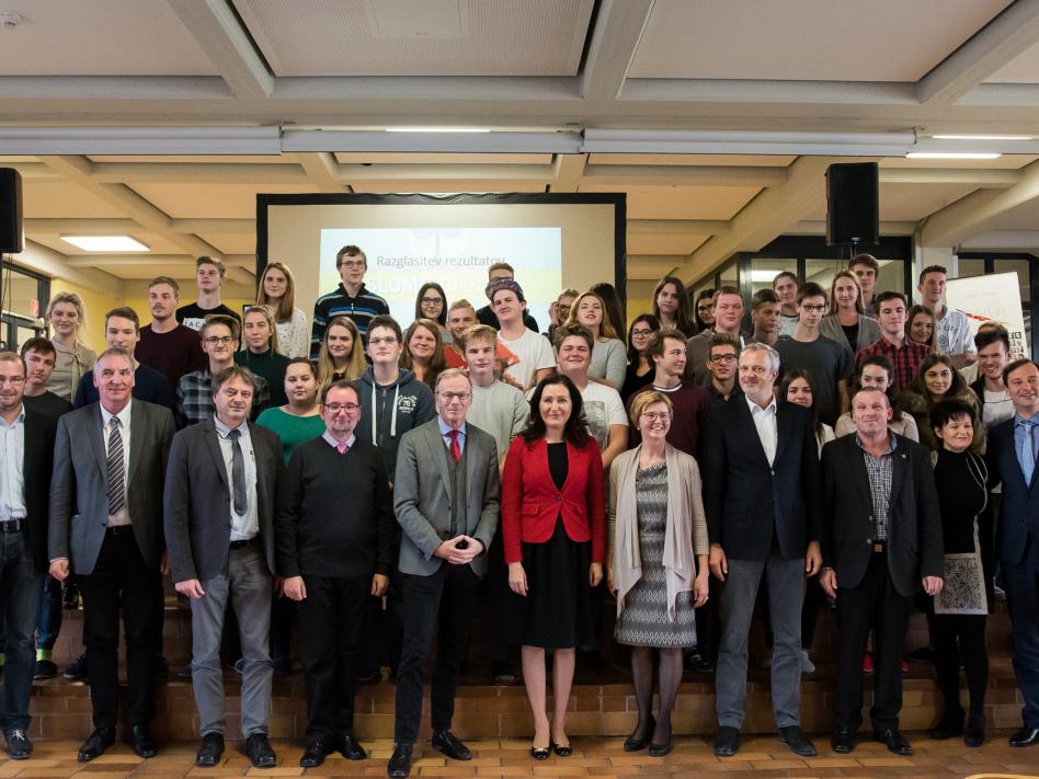 Slika: slika: Rok Rakun